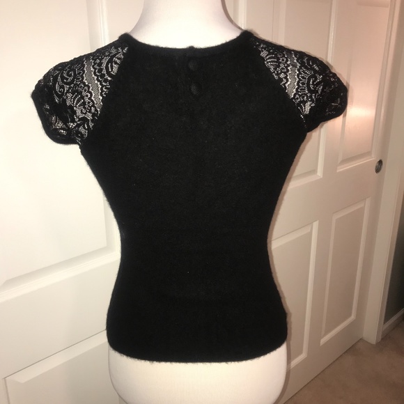 Gorgeous 100% Cashmere and Lace Cap Sleeve Top Size XS - Picture 2 of 2